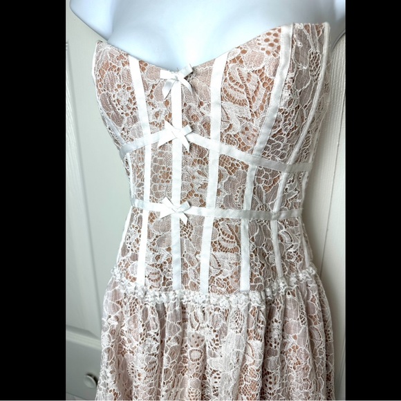 New FOR LOVE & LEMONS Jelena Strapless Lace Dress Ivory Nude Bow Front Mini NWT - Picture 5 of 14